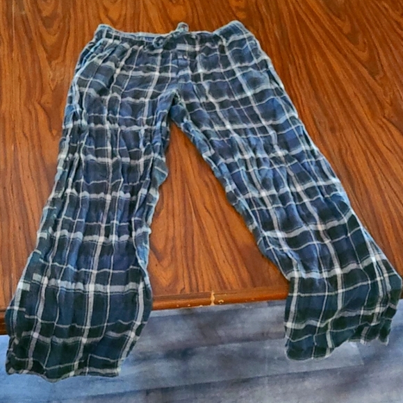 Pyjamas for men & women - Picture 1 of 1